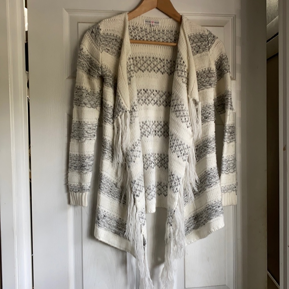 Great sweater for fall layering 🍁🍂